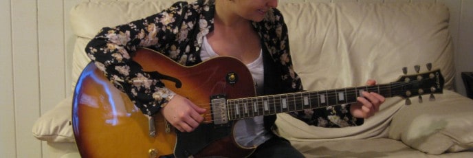 Guitar_Gym_Lucy