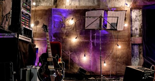 The Improviser’s Dilemma Series: Permutations Of The Pentatonic Scale Using String Skipping The Improviser’s Dilemma Series: Permutations Of The Pentatonic Scale Using String Skipping